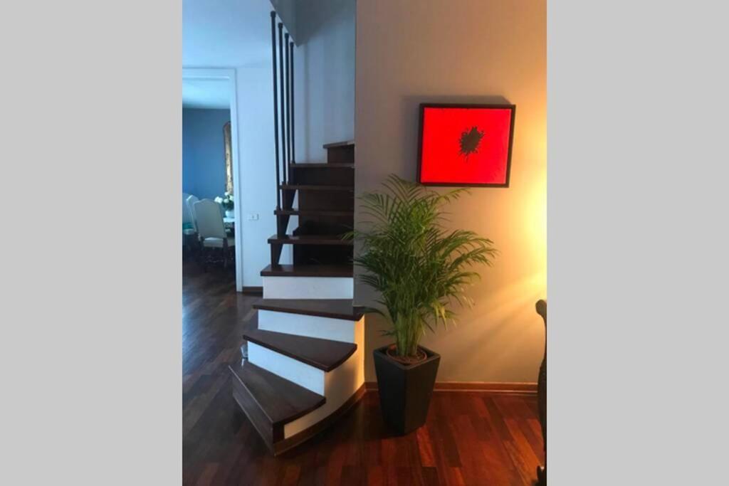 Dadahome Elegante Appartamento Vicino Al Centro Treviso Ngoại thất bức ảnh